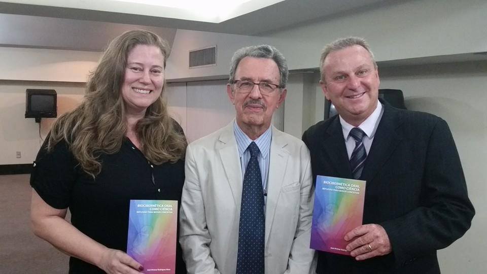 Lançamento do livro do Dr. José Alvimar, intitulado Biocibernética Oral como Ciência – Reflexão para
