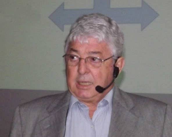 Doutor Marcos Lanza, presidente do Congresso.